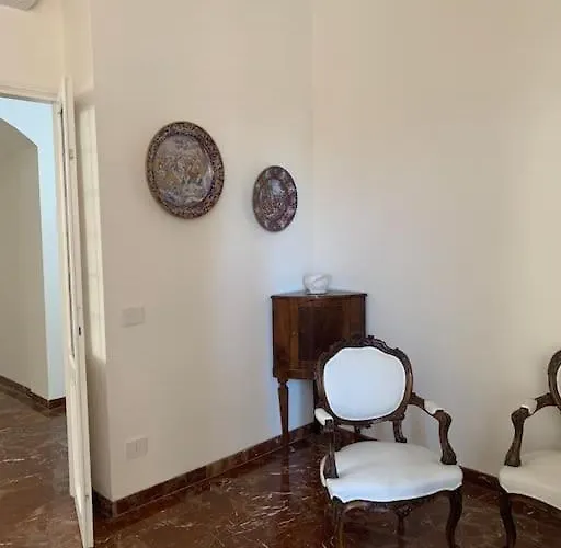 Cri's House